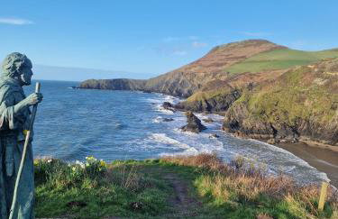 Y Caban at Wig Farm near Llangrannog - Foto 13
