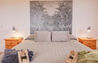 Casa Amaya - Spacious House with Pool, Large Garden, BBQ, 2 Terraces, and Ideal Location - Photo 6