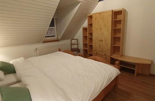 Dachgeschoss - Maria von Berg - Wohnen auf Zeit - Foto 16