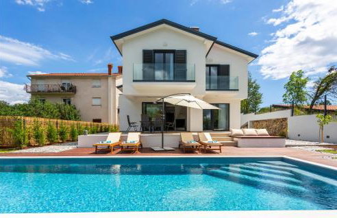 Amazing Home In Jurdani - Foto 12