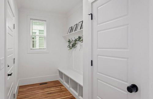 Home Near Lenovo Center and Carter Finley - Foto 34