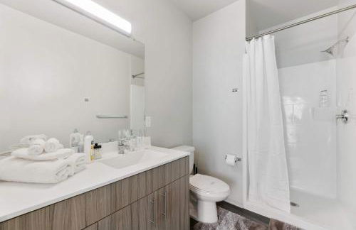 Spacious and Modern With Premium Amenities Near U of M - Foto 20