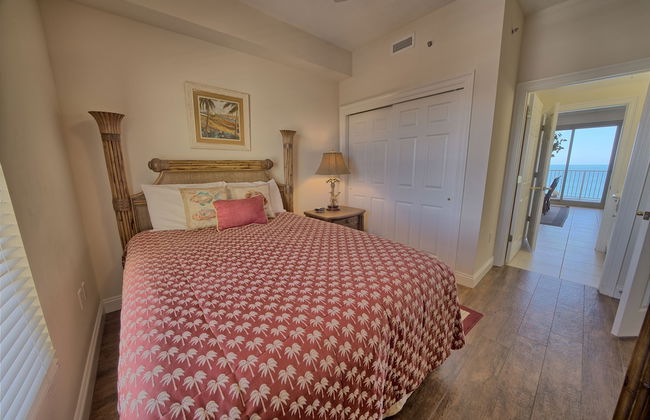 Stunning 16th Floor Condo with Fitness Center, Hot Tubs, Pools, and Beach Access - Unit 1606 by RedAwning - Foto 4