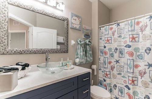 Modern 4 BR Townhouse near Disney - Foto 19