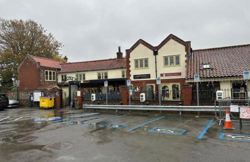 Comfortable 1-Bedroom Stay in Holt with Reliable Wi-Fi - Foto 34