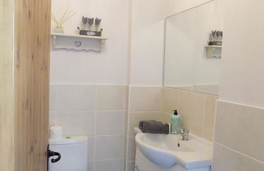 Three-Time Award Winning 1700's Grd 2 listed cottage near Stonehenge - Foto 27