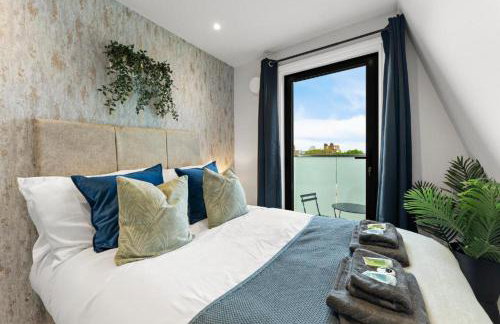 Stunning 4 Bedroom Abode in Zone 1 - Balcony - Sleeps 9 - Foto 19