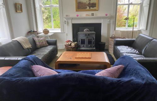 Beautiful Listed Mansion with incredible woodland views - Photo 51