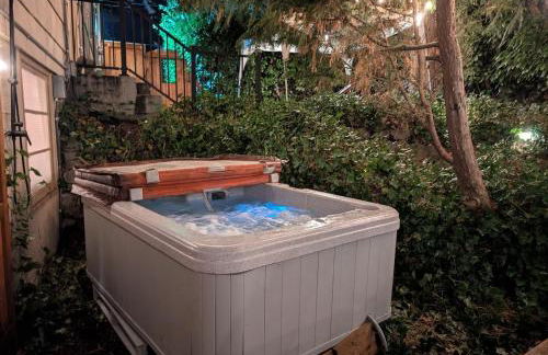 Entire ADU with hottub - Foto 1