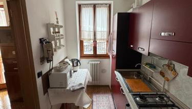 Mountain house - Foto 3, stove