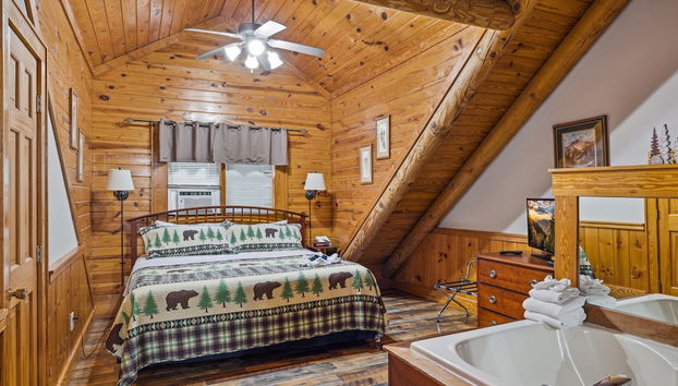 Golf View 2 Bedroom Cabin by RedAwning - Foto 2, Habitación