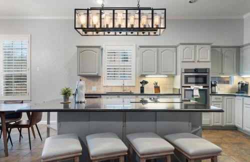 Heated Pool PoolTable HotTub Sleeps 16 Renovated - Foto 16