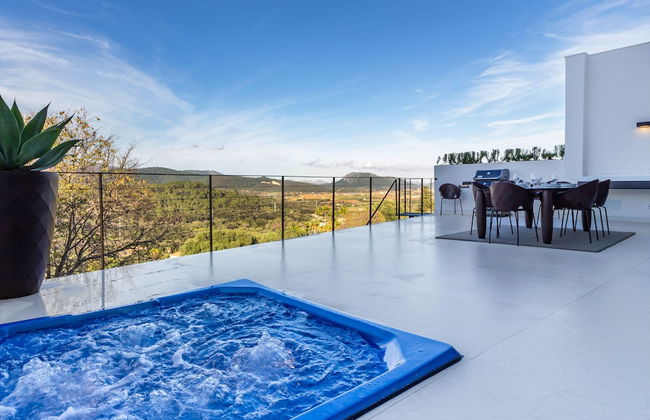 Montblau in Buger With 4 Bedrooms and 5 Bathrooms - Foto 4