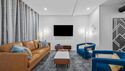 NFL Game-Day Base South Side near Acrisure - Foto 3