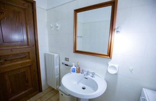 Grande casa con giardino e box auto, 3 camere e 3 bagni - Foto 30