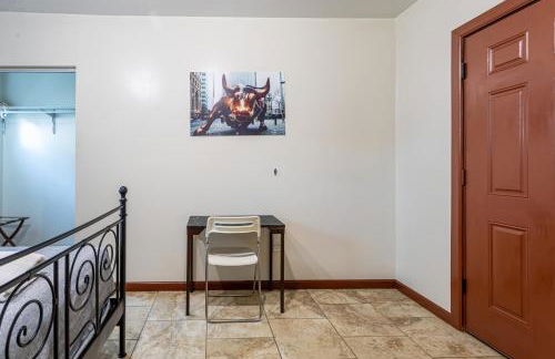 1 Bus Stop To NYC-Hot Tub-EWR Airport-Free Parking - Foto 29