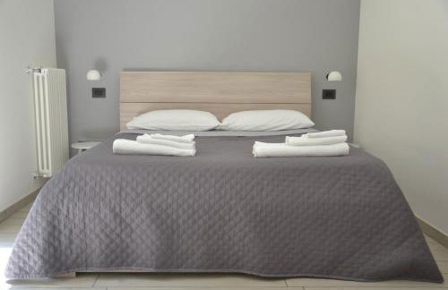 Cantaria Apartments Argegno - Lakeview Terrace & Pool - Photo 10