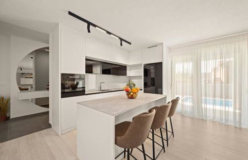 Serenity home Villa Tea with heated pyrolysis salt water - Foto 16