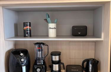 Modern studio, close to everything with garage and air conditioning - Foto 15