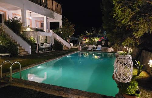 Irene's Maisonette at Rafaella Resort - Foto 4