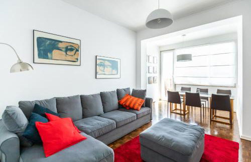 Ambassador Balcony Suites - Photo 13