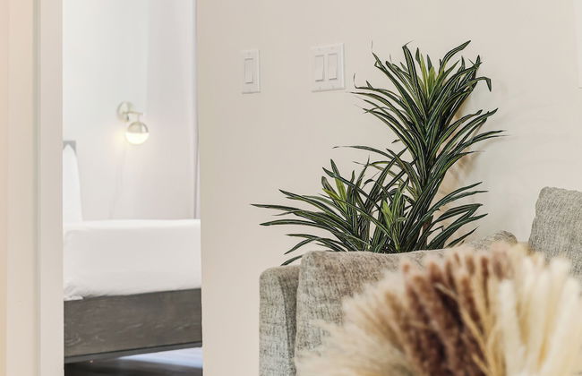 Roami at The Palace - Photo 44