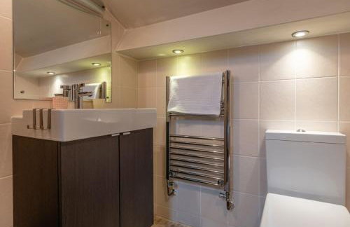 The Coach House - Cosy Retreat in Warwickshire! - Photo 49