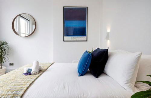 Modern and Bright Highgate Gem - Photo 26