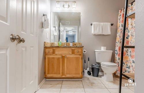 Emerald Gem 0.7 miles from beach - Foto 13