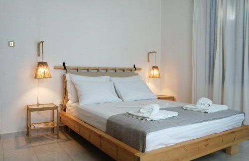 Spacious Paros, Lefkes house with awesome view - Photo 7