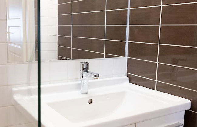 2ndhomes Beautiful 94m2 2BR Home w Sauna - Foto 16