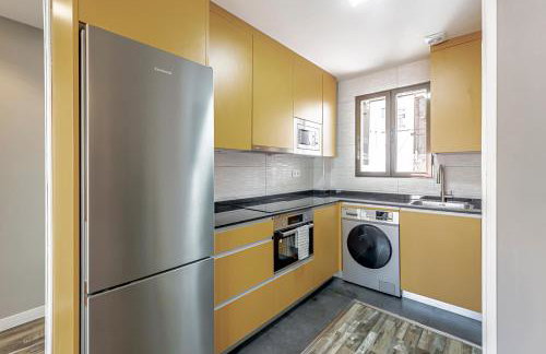 Moderno cerca Santiago Bernabéu- Apartamento AZCA - Photo 11