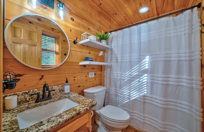 Misty Creek Cabin Private 3 BDR w/ Game Room! - Foto 24