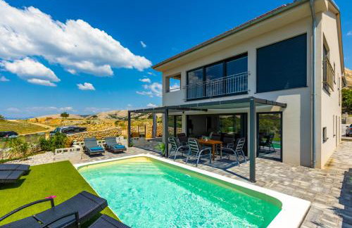 Ferienwohnung mit beheiztem Pool in Villa Gracia - Foto 1