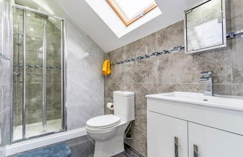 Birmingham Apt-sleeps 4-walk to City Centre-pets - Foto 53