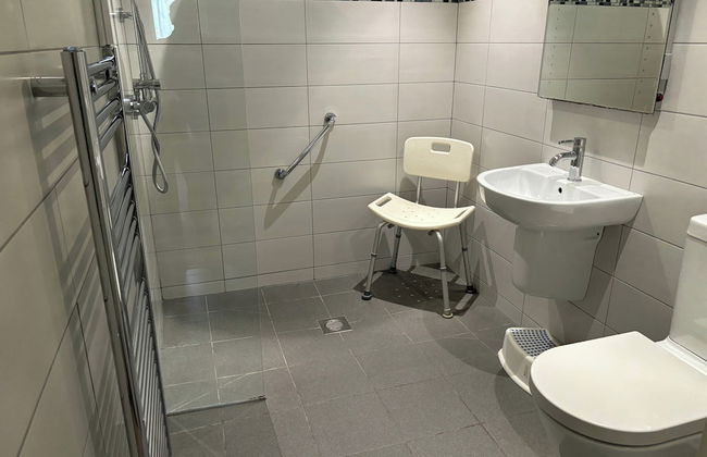 Large Sound Healing Retreat Cottage in West Wales - Foto 13