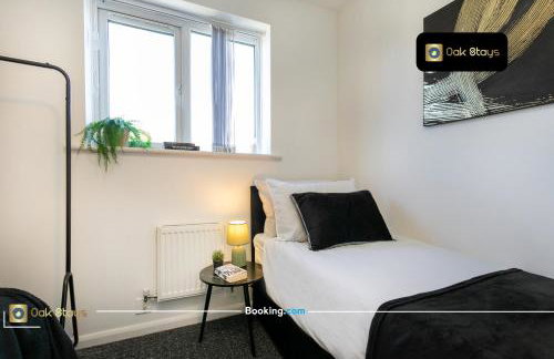 Quick Deals l 5 Bedroom l Sleeps 10 l Parking l Ideal for Groups l Oak Stays Short Lets & Serviced Accommodations - Foto 67