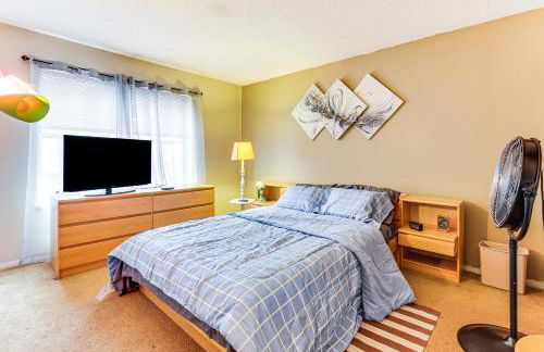 3 Mi to Dtwn New Haven Colorful Condo with Yard! - Foto 12