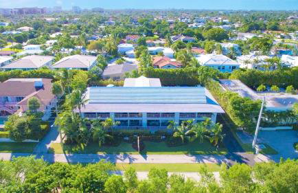 Aureum Stay Beachside Two Bedroom with Pool near Boca Beach - Foto 39