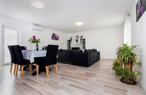 Villa Marin Smoljanci - Foto 32