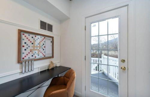 Jackson River Estate Main House Pool, Riverfront, sleeps 15 - Foto 48