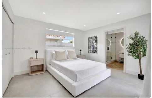 Waterfront Villa with 3 bedroom private suites - Foto 22