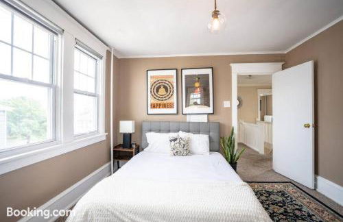 AC 6BR2BA Quiet Island House Near Casinos - Foto 14