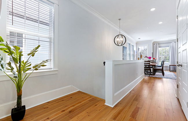 Amazing 4BR w Balcony by Hosteeva - Foto 36