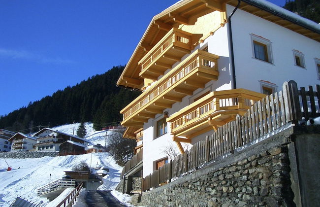 Apartment in Kappl Near Ski Lift - Foto 1