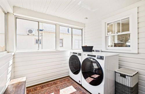 Historic Hideaway Hot Springs - Photo 30