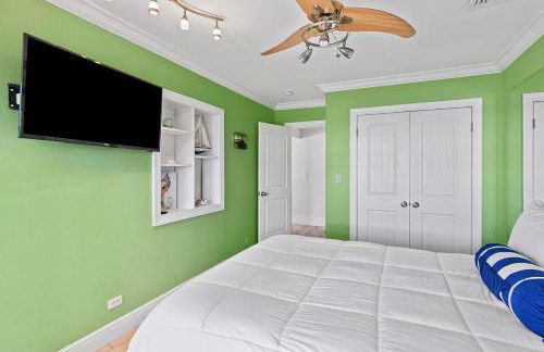 Paradise Cove - Waterfront Private Pool Home, 2 Mins to Open Gulf, 60' Dock - Foto 21