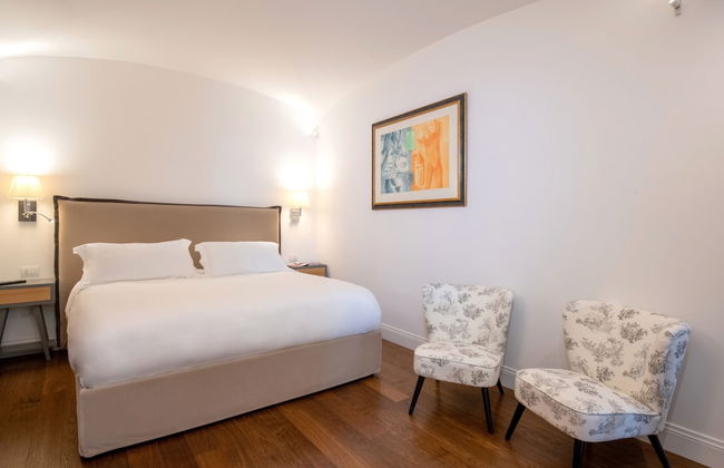 Luxury Apartment with Penthouse and Pool - Photo 3