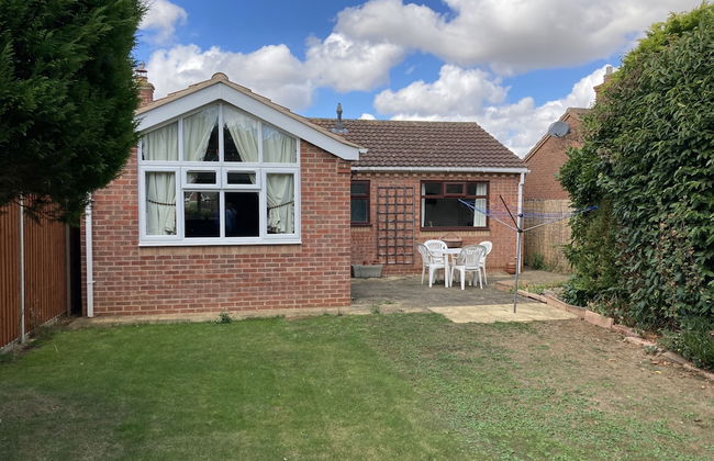 Spacious Detached Bungalow With Ample Parking - Foto 53