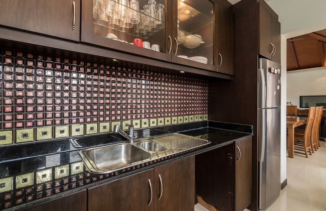 4 Bedroom Private Bali Style Villa HH1 - Photo 21